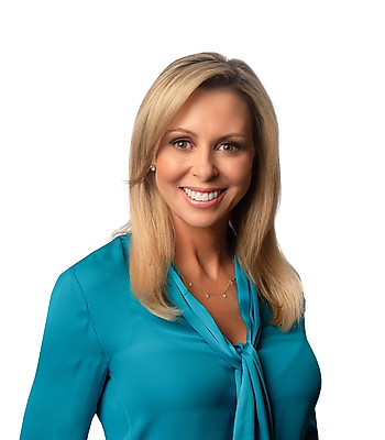 Portrait of Mary Beth Byrd, REALTOR®.
